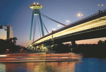 In Bratislava, a UFO has landed, visible from Austria!